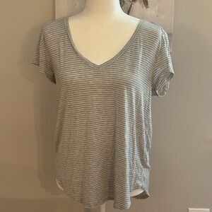 American eagle Favorite T shirt